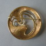 Anonymous, 9 carat gold brooch, possibly German, London import marks 1974 SOLD - Image 2