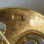 Anonymous, 9 carat gold brooch, possibly German, London import marks 1974 SOLD - Image 3