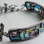 Perli (style of), plique a jour enamel bracelet, probably German, circa 1970 SOLD - Image 2