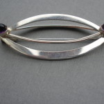 Elis Kauppi for Kupittaan Kulta, amethyst set silver brooch, Finland, circa 1970 SOLD - Image 2