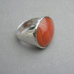 Tri Star, banded carnelian silver ring, London 1974 SOLD - Image 3