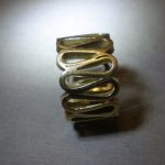 Jack Spencer, 9 carat gold 'Elizabethan' pattern ring, unmarked, Sheffield, circa 1973 SOLD - Image 4