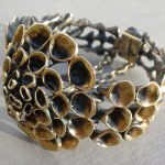 Hannu Ikonen, for Valo-Koru, bronze 'reindeer moss' hinged bangle, Finland, circa 1970 SOLD - Image 2