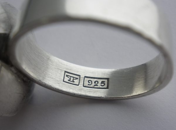 Elis Kauppi for Kupittaan Kulta, silver ring, Finland, circa 1970 SOLD - Image 7
