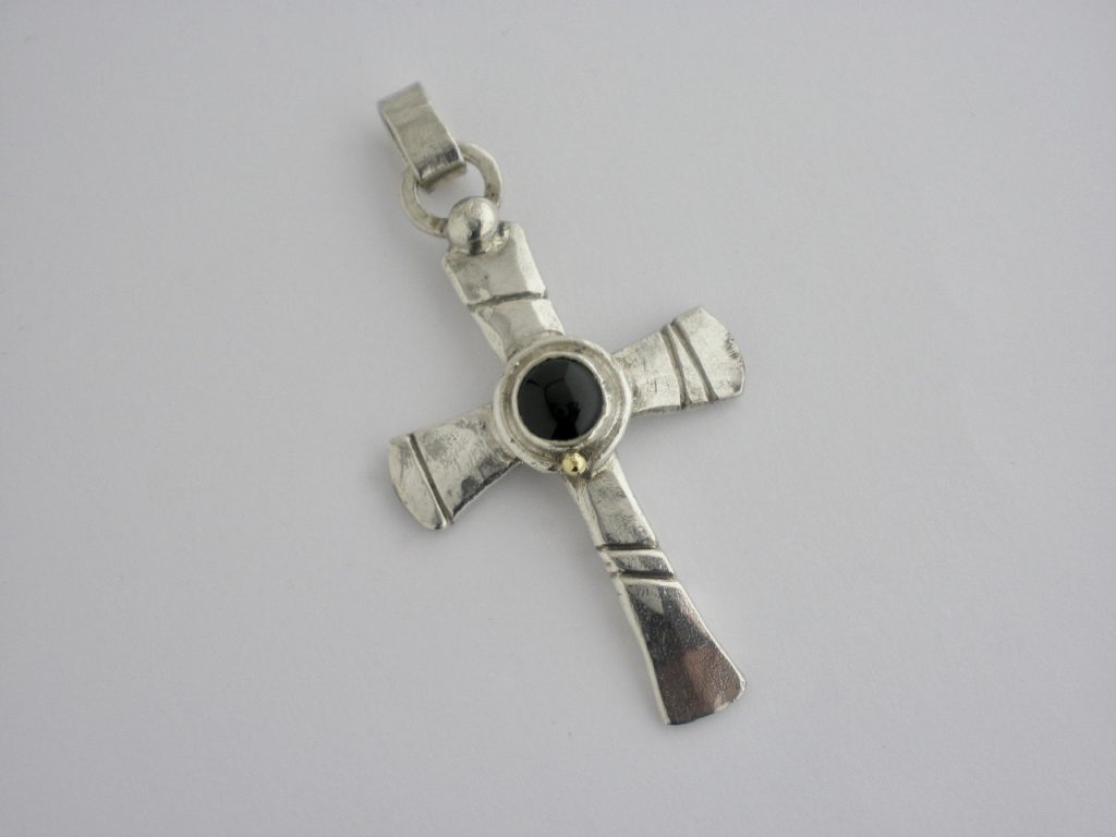 Michael Allen Bolton, Onyx Set Silver Cross Pendant, London 1983 (ref 