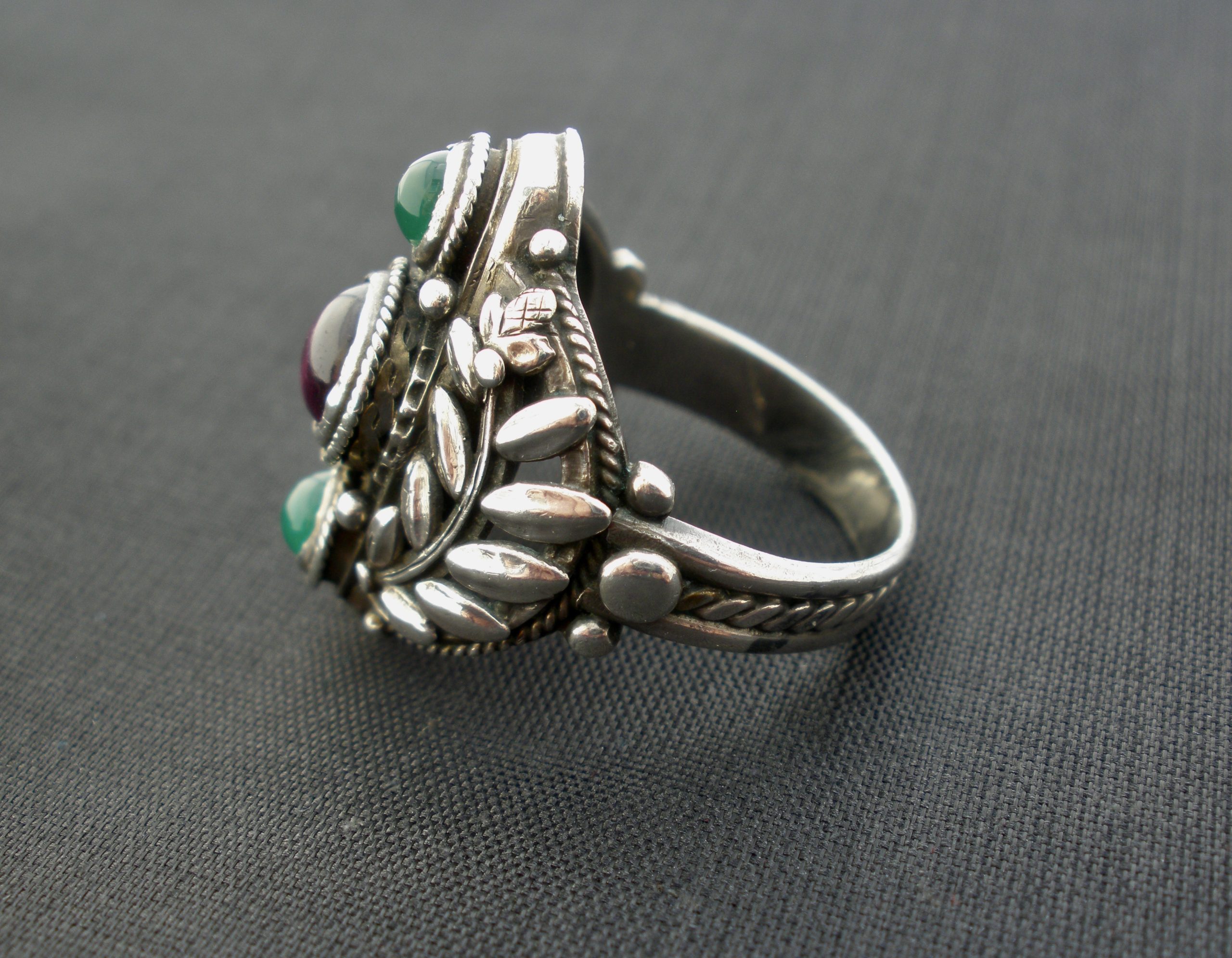 Bernard Cuzner, Arts and Crafts garnet and chrysoprase silver ring ...