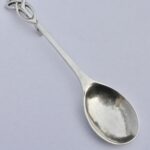 Frances Harling, rare Arts and Crafts silver preserve spoon, London 1943 (Ref S602) SOLD
