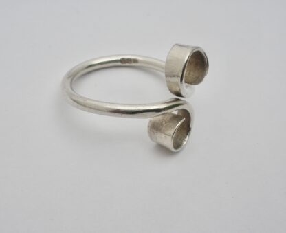 Unknown maker, silver ring, Dublin 1975 (Ref S471) SOLD - Image 2