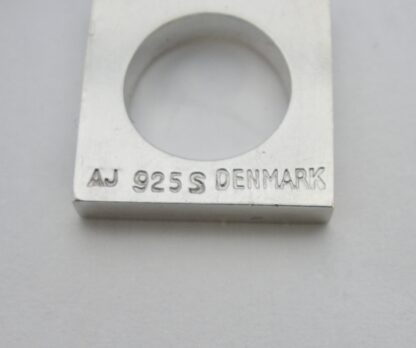 Arne Johansen, pair of silver minimalist cut out drop earrings, Denmark, circa 1970 (Ref S865) SOLD - Image 3