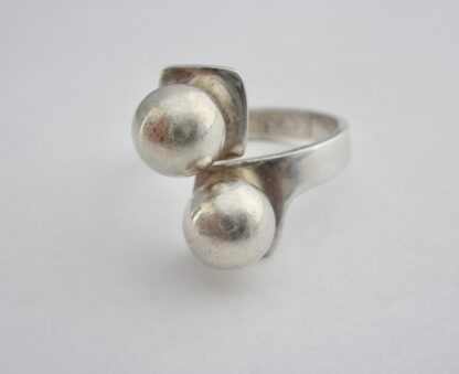 Bengt Hallberg, silver double bead ring, Sweden, circa 1975 (Ref S916) SOLD - Image 3