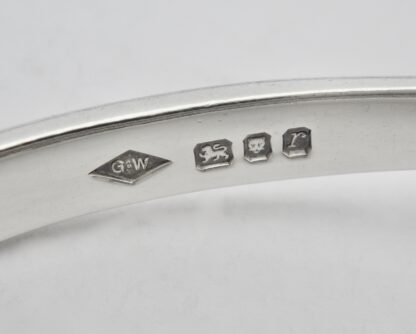 Graham Watling of Lacock, silver bangle, London 1972 (Ref S903) SOLD - Image 6