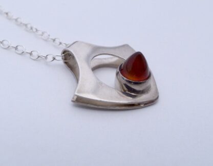 Kultaseppa Salovaara, carnelian set silver pendant on a chain, Finland, circa 1975 (Ref S+234) SOLD - Image 2