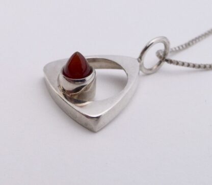 Kultaseppa Salovaara, carnelian set silver pendant on a chain, Finland, circa 1975 (Ref S+179HH) SOLD - Image 3