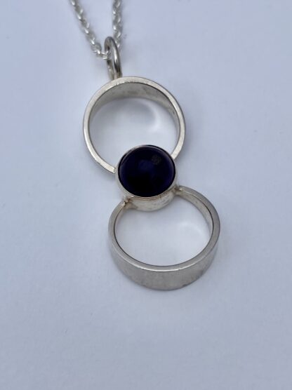 Kultaseppa Salovaara, amethyst set silver pendant on a chain, Finland, circa 1975 (Ref S+253)