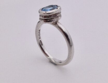 Jane Watling of Lacock, blue topaz set silver 'Tutti Fruitti' ring, London 2008 (Ref S+422) SOLD - Image 2