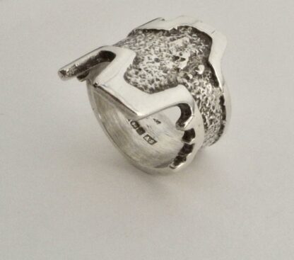 Andrew Swingler (possibly), silver ring, Birmingham 1975 (Ref S+475) SOLD - Image 3