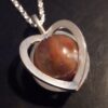 Elis Kauppi for Kupittaan Kulta, moss agate bead set silver heart pendant, Finland, circa 1975 (Ref S+507) SOLD - Image 2