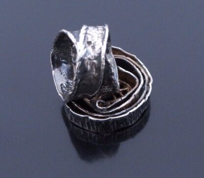 Iluminada Mendes, silver abstract ring, Portugal, circa 2000 (Ref S+546) - Image 8