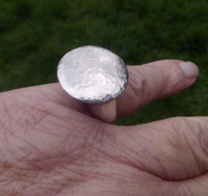 AHG (not known), heavy contemporary silver ring, Sheffield 2010 (Ref S+423) SOLD - Image 7