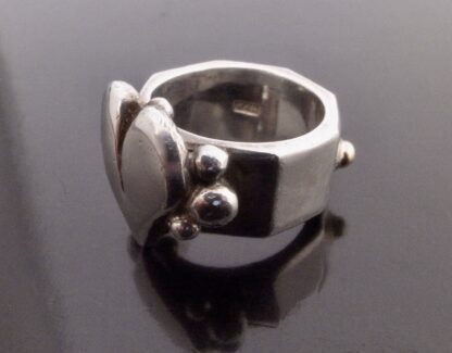 Michael Allen Bolton, silver heart ring, London 1994 (Ref S+623) SOLD - Image 3