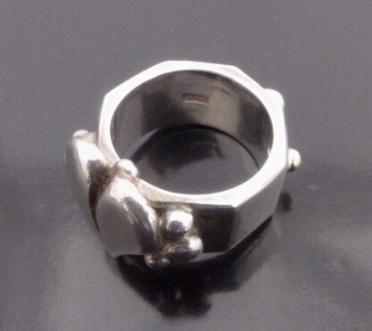 Michael Allen Bolton, silver heart ring, London 1994 (Ref S+623) SOLD - Image 6