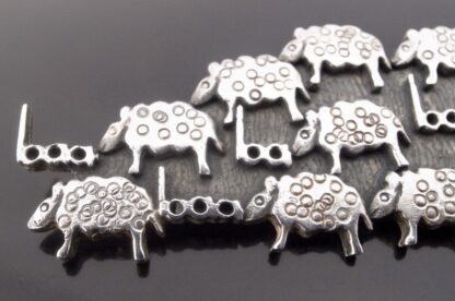 Roger Stone, silver 'Baaa' brooch, London 1997 (Ref S+664) SOLD - Image 2