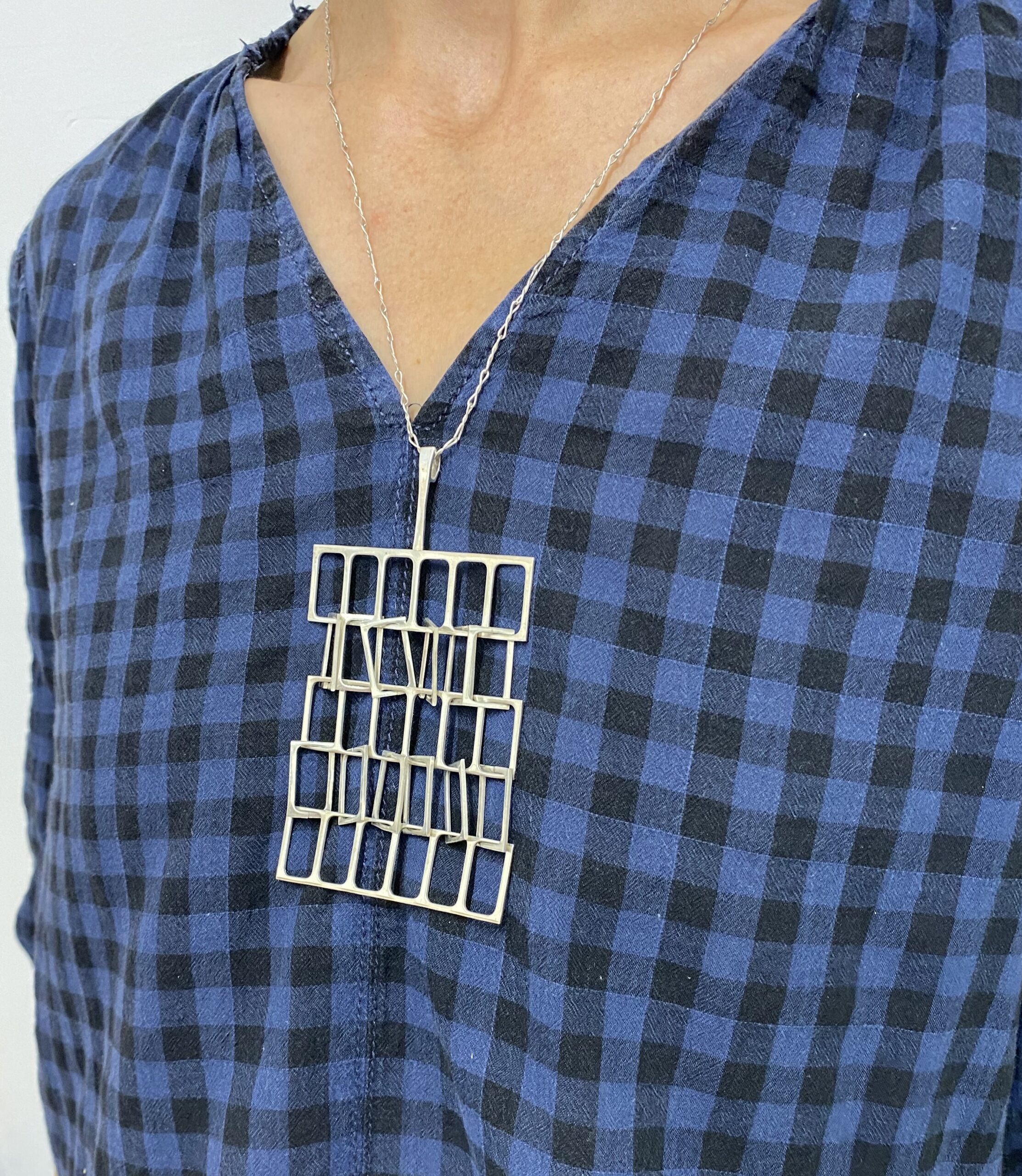 Gustaf Dahlgren & Co, large silver 'Grid' pendant on chain, Sweden, 1970 (Ref S+646) SOLD - Image 5