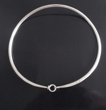 Torun Bulow Hube, for Georg Jensen, silver neckring, #410, Denmark, post 1975 (Ref S+694) SOLD - Image 2