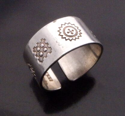 ART (maker unknown), silver ring, Sheffield 1969 (Ref S+738) SOLD