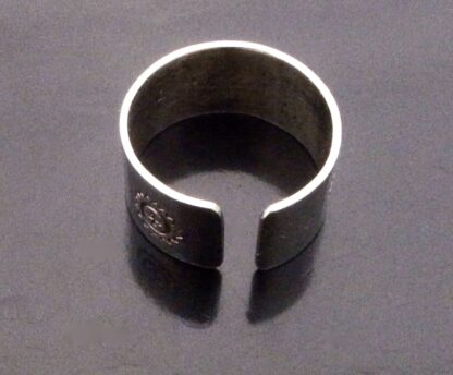 ART (maker unknown), silver ring, Sheffield 1969 (Ref S+738) SOLD - Image 4