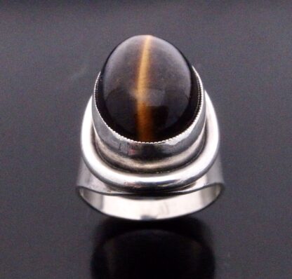 Hermann Siersbol, tiger eye set silver ring, Denmark, circa 1970 (Ref S+734) - Image 4