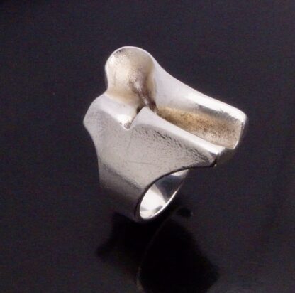 Björn Weckström for Lapponia, silver 'Zodiac' ring, Finland, 1987 (Ref S+745) - Image 2