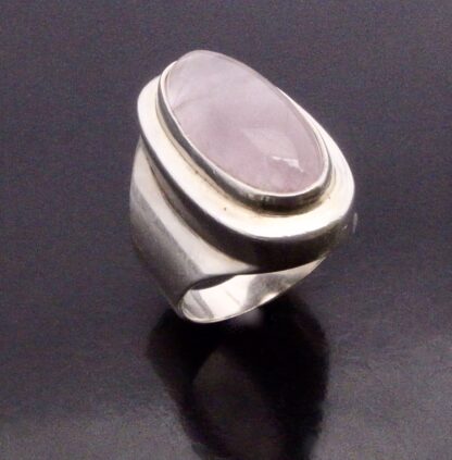 Sydney & Co, rose quartz set silver ring, Birmingham 1976 (Ref S+723) SOLD