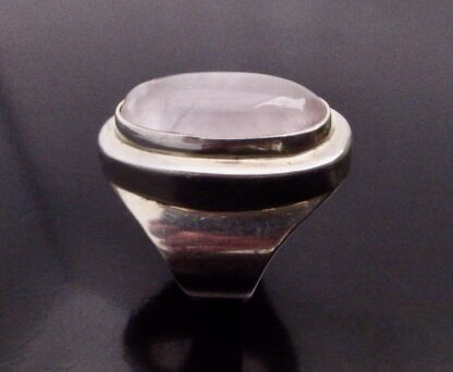 Sydney & Co, rose quartz set silver ring, Birmingham 1976 (Ref S+723) SOLD - Image 3