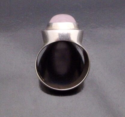 Sydney & Co, rose quartz set silver ring, Birmingham 1976 (Ref S+723) SOLD - Image 5