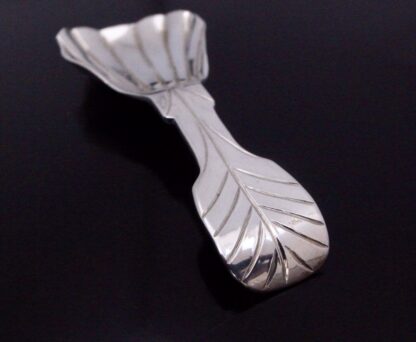 Caroline Lytton (Lady Caroline Mary Noel Lytton), Arts and Crafts style silver caddy spoon, London 1990 (Ref S+794) SOLD - Image 6