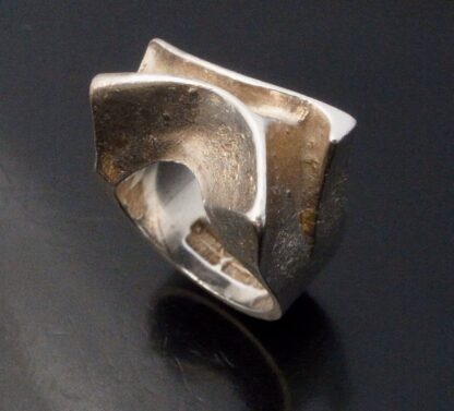 Björn Weckström for Lapponia, silver 'Sirene' ring, Finland, 1970 (Ref S+798) SOLD - Image 2