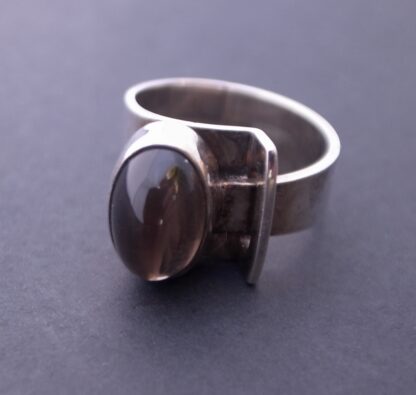 Elis Kauppi for Kupittaan Kulta (attributed), smoky quartz set silver ring, Finland, circa 1970 (Ref S+831) SOLD - Image 4