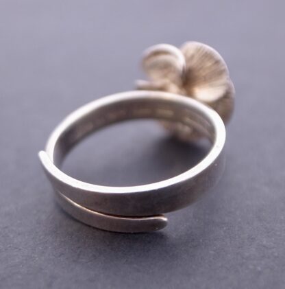 Theresia Hvorslev for Mema, emerald set silver ring, Sweden, 1981 (Ref S+824) SOLD - Image 5