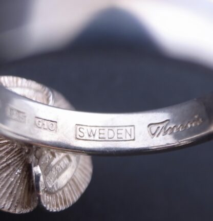 Theresia Hvorslev for Mema, emerald set silver ring, Sweden, 1981 (Ref S+824) SOLD - Image 8