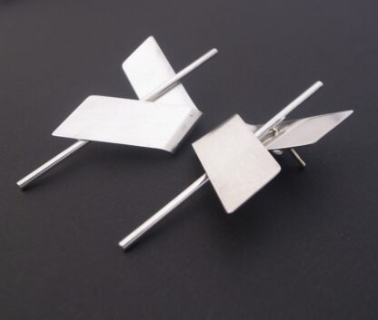Hans Hansen, unusual pair of silver earrings, Denmark, circa 1985 (Ref S+854) SOLD - Image 3