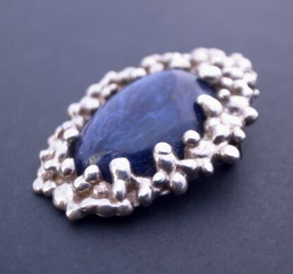 WH (unidentified), sodalite mounted silver pendant brooch, Edinburgh 1987 (Ref S+906) - Image 2