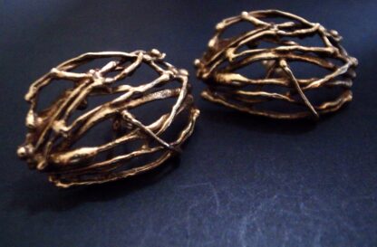 Jane Watling of Lacock, large pair of 9 carat gold 'Birds Nest' earrings, London 1999 (Ref S+924HH)