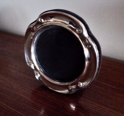 Keyford Frames Ltd, silver mounted round photograph frame, London 1990 (Ref S+938HH) SOLD - Image 3