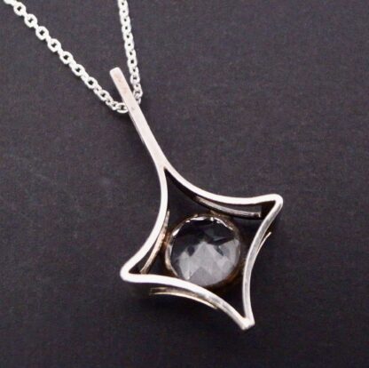 Kultaseppa Salovaara, rock crystal set silver pendant on a chain, Finland, circa 1975 (Ref S+945) SOLD - Image 5