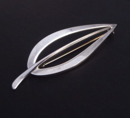 Just Andersen, silver stylised leaf brooch, Denmark, 1970 London import marks (Ref S+950) SOLD - Image 3