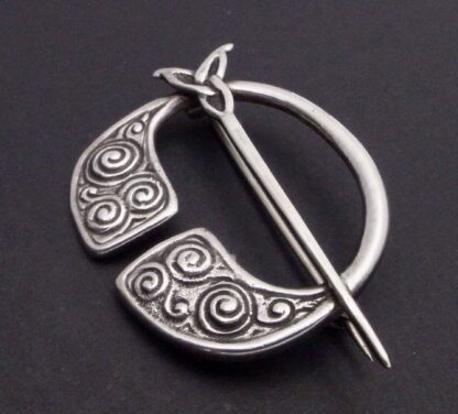 Celtic Art Industries, silver Celtic penannular style brooch, Iona, Scotland, post 1945 (Ref S+1046) SOLD - Image 3
