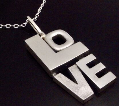 Kultakeskus Oy, silver 'Love' pendant on chain, Finland, 1974 (Ref S+1067) SOLD - Image 2