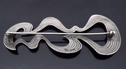 Pierre Marchand, large silver brooch, London 1993 (Ref S+2013) SOLD - Image 4