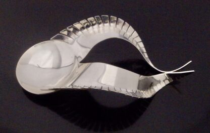 Karina Gill, silver caddy spoon, Birmingham 2018 (Ref S+2025HH) - Image 2